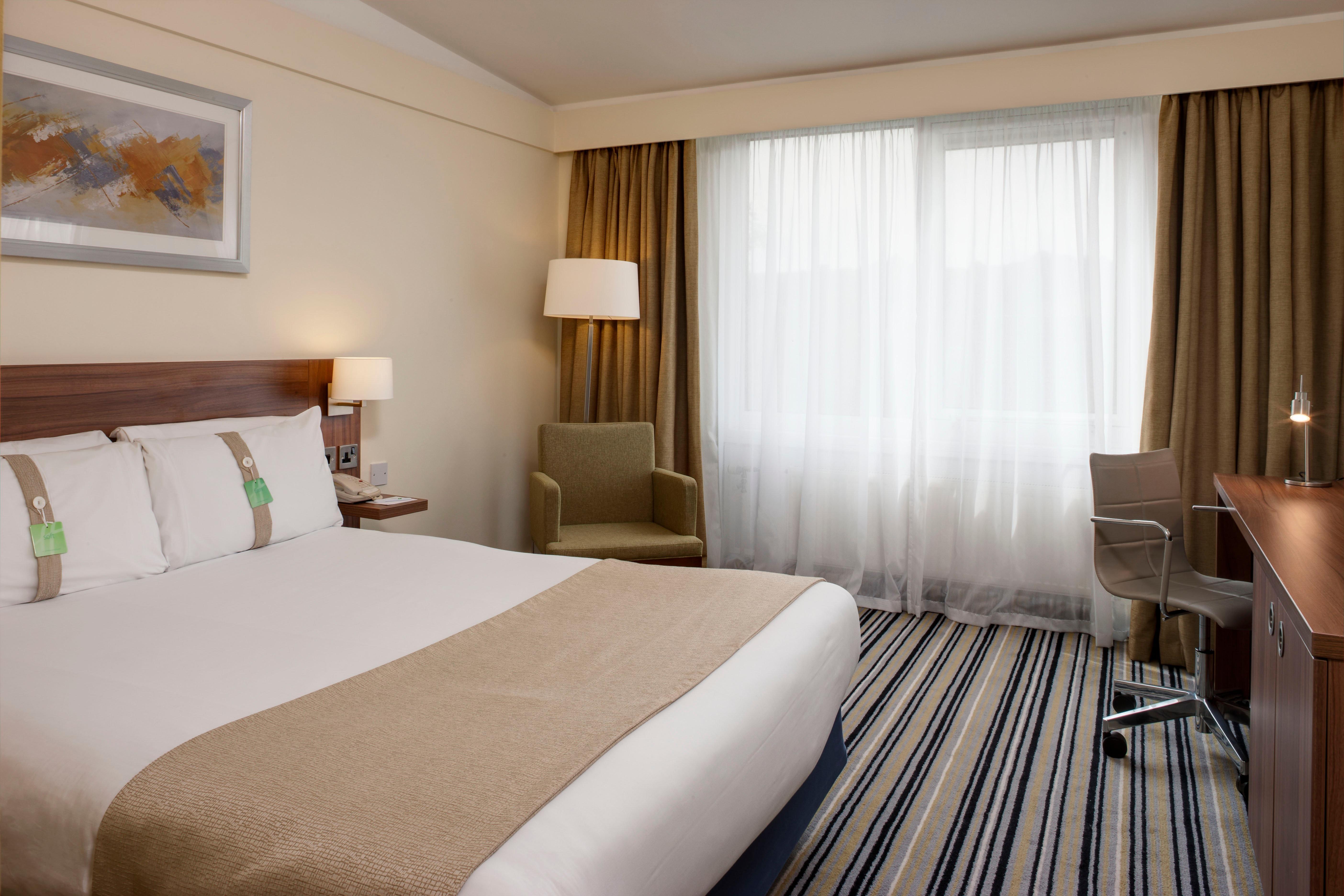 Holiday Inn Stoke On Trent M6 Jct15 By Ihg Newcastle-under-Lyme Exterior foto